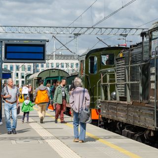 Wystawa zabytkowego taboru kolejowego - Wrocław Leśnica