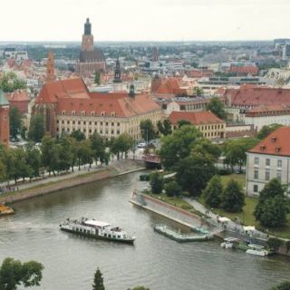 „Parostatkiem w piękny rejs“ – spacer po Wrocławiu z rejsem po Odrze
